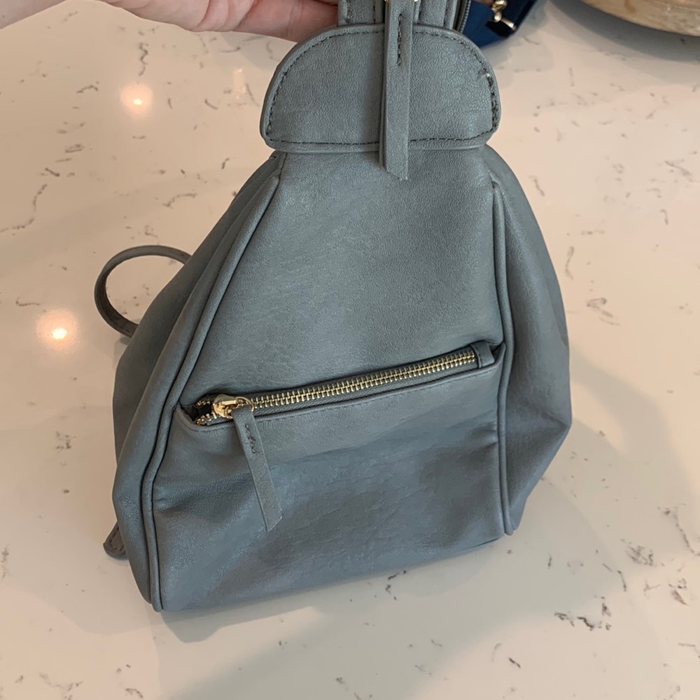 Crossbody bag
